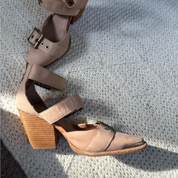 Free People Jeffrey Campbell - Picture 5 of 16